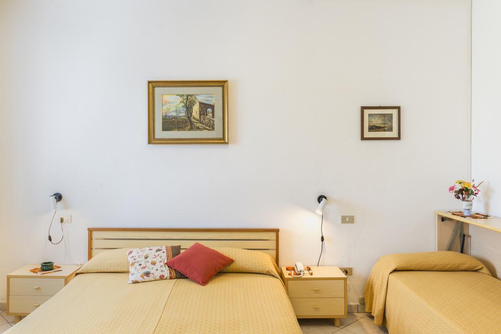 Hotel Cristina San Rocco di Piegara Εξωτερικό φωτογραφία